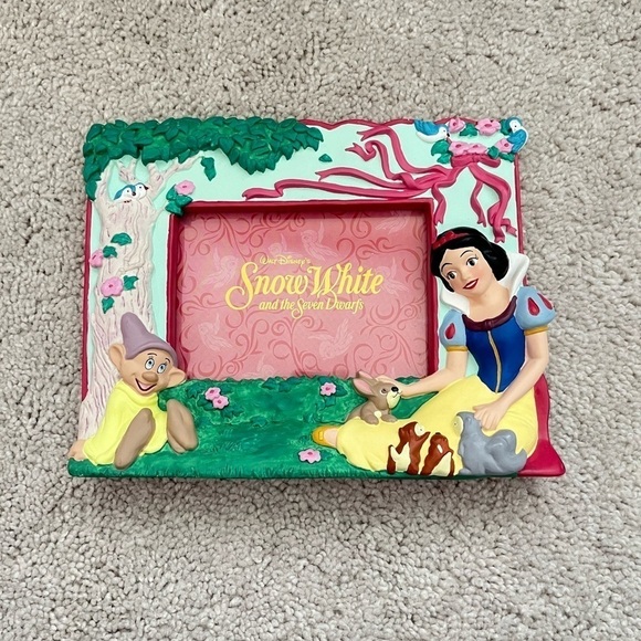 VTG Walt Disney Snow White 3D Picture Frame Snow White Dopey - Picture 1 of 2